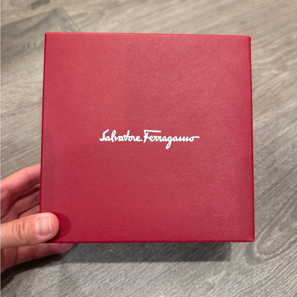 Salvatore Ferragamo box